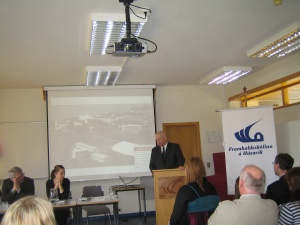 FSH 20 ára og í takt við tíðarandann?