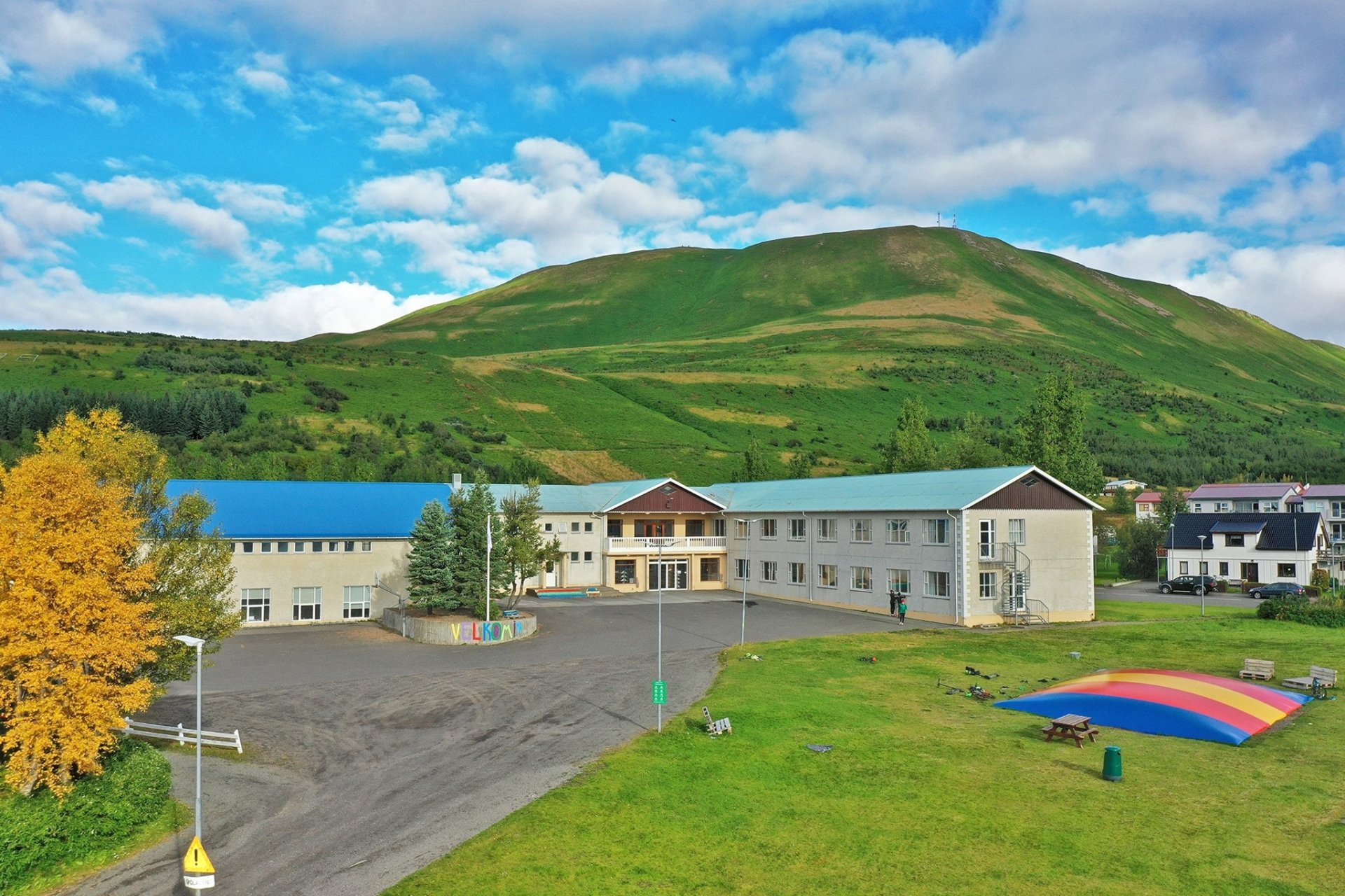 Starf íþróttakennara við Borgarhólsskóla laust til umsóknar