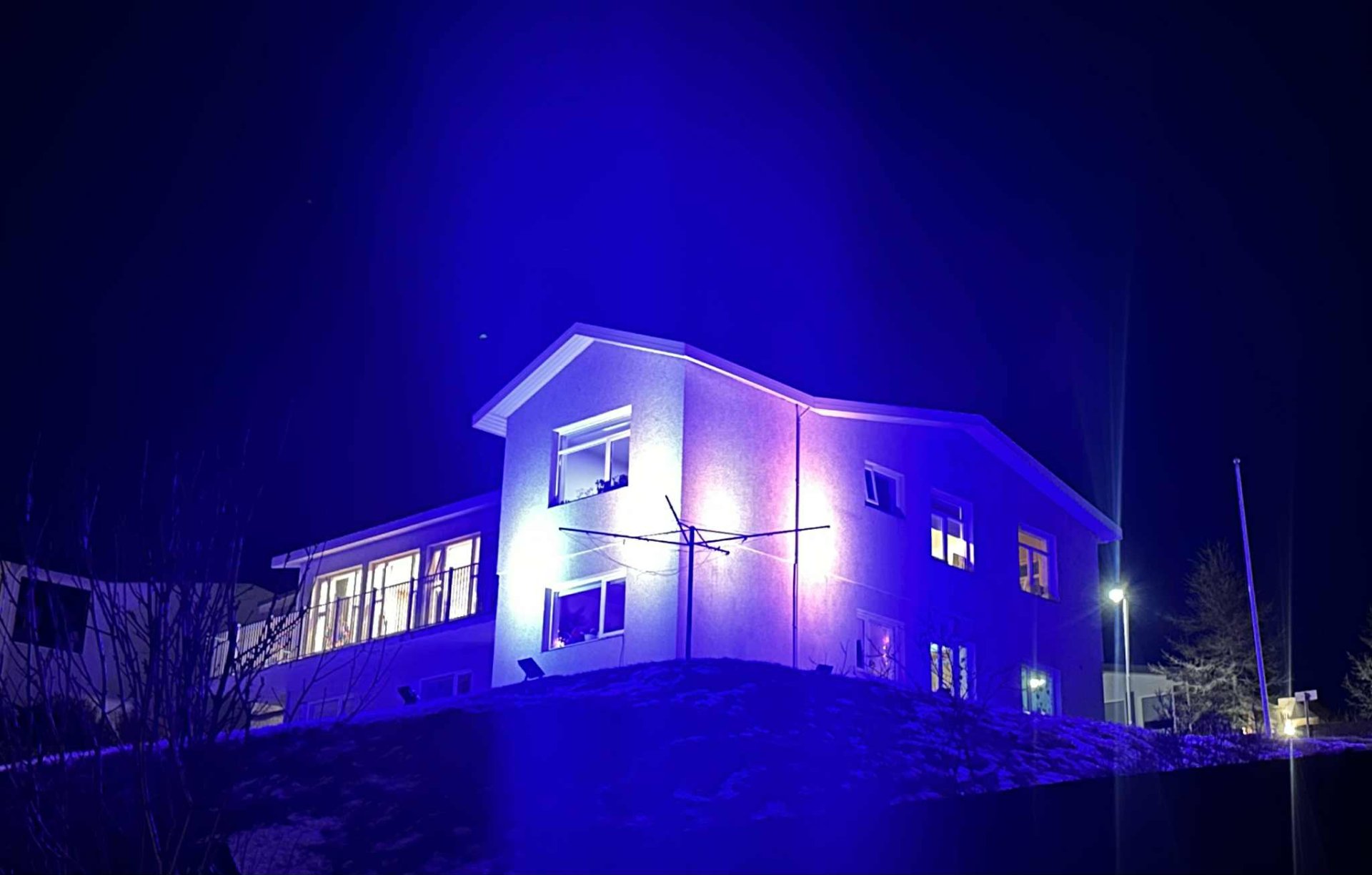 Sólbrekka 28 þar sem Miðjan og Borgin eru til húsa