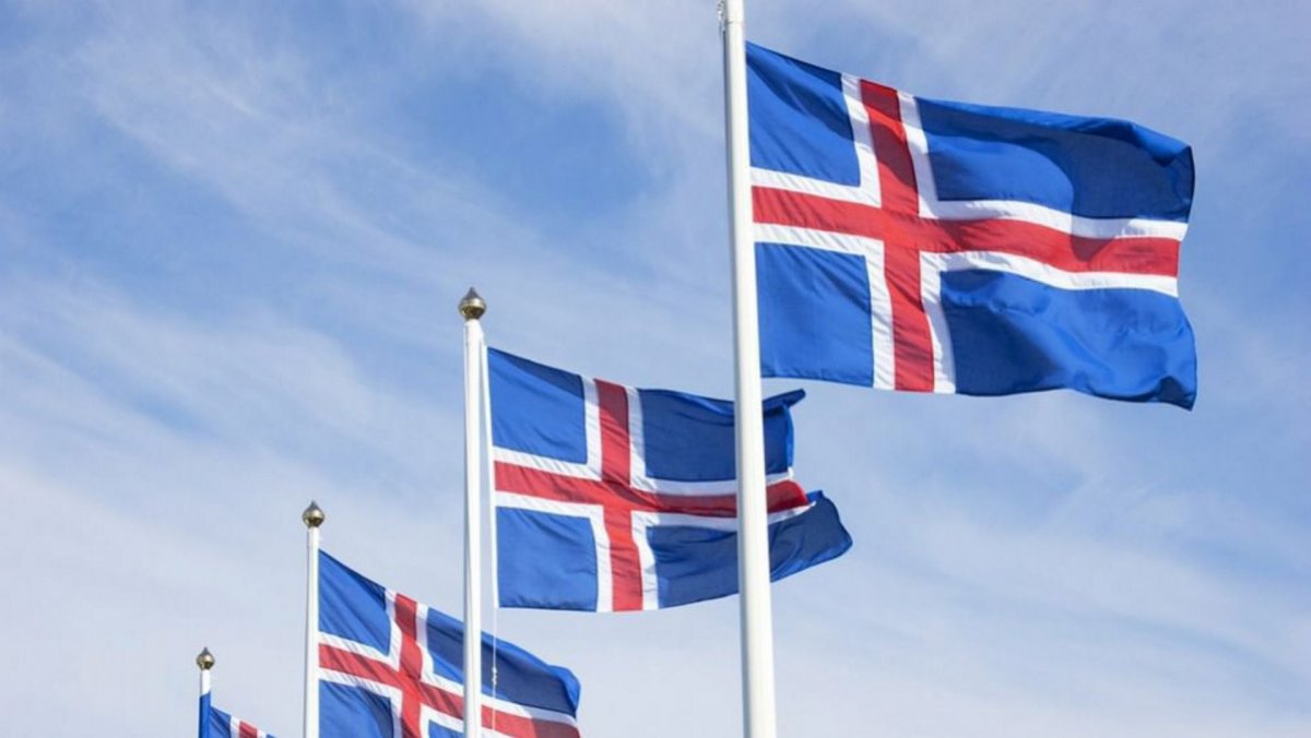 Государственный язык исландии. Флаг Исландии. Исландский язык. Древнешведский язык.